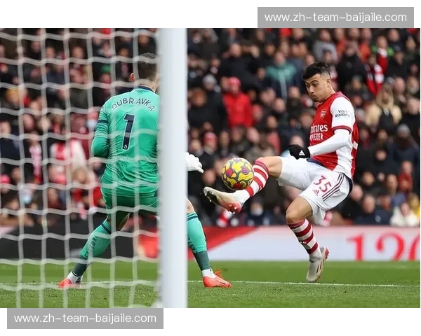 绿茵狂想曲：当基约塔的黄色风暴遇上智利大学的蓝色深邃